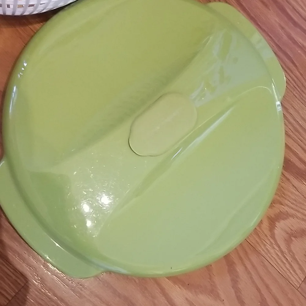 KitchenAid‎ Salad Spinner green